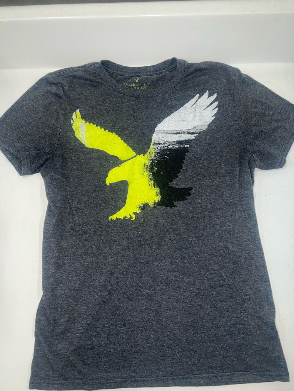 American Eagle Outfitters Charcoal Graphic Tee Neon Yellow & White Print size M